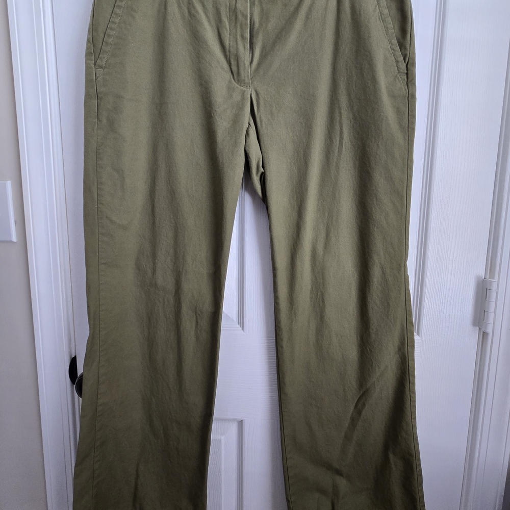 GAP Women's Wide Leg Olive Khaki Chinos
